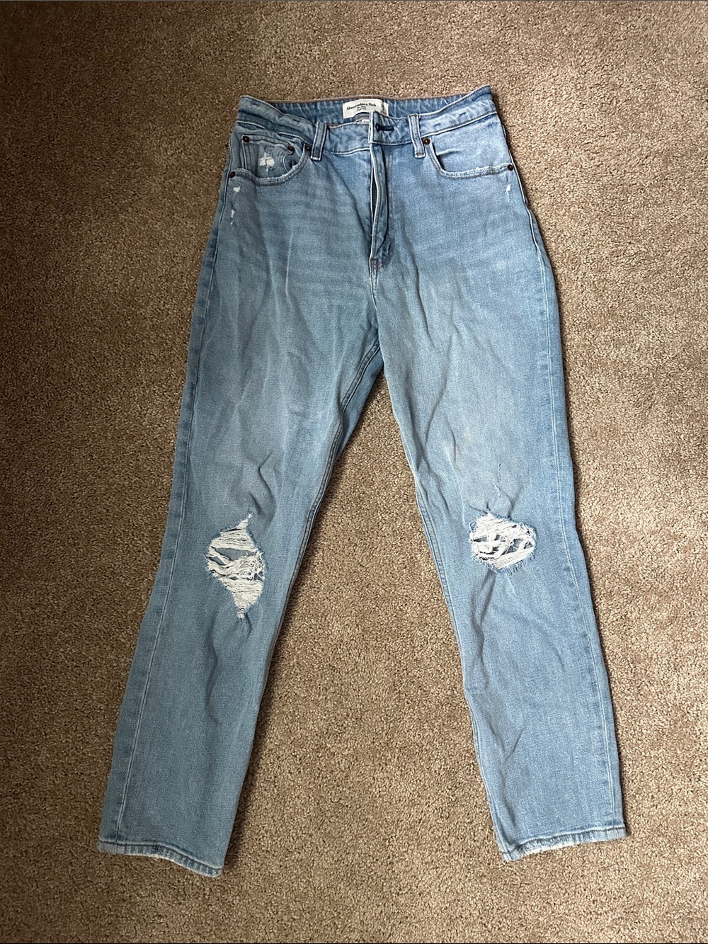 Abercrombie & Fitch Mom High Rise Jean